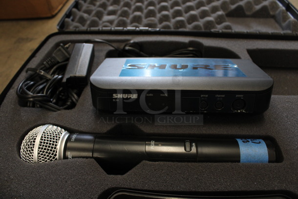 Shure Model SM58 Microphone and Shure BLX4 Console in Hard Case. 16.5x11x4