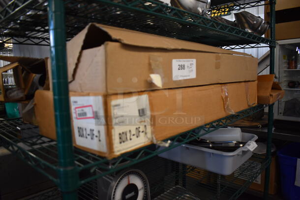ALL ONE MONEY! Tier Lot of Various Items Including Wall Mounts - Image 1 of 4