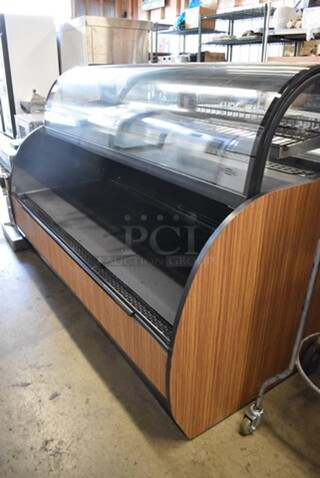 Federal SSRC7752 Metal Commercial Floor Style Open Grab  N Go Merchandiser w/ Top Dry Display Case. 208-240 Volts, 1  77.5x34x52.5