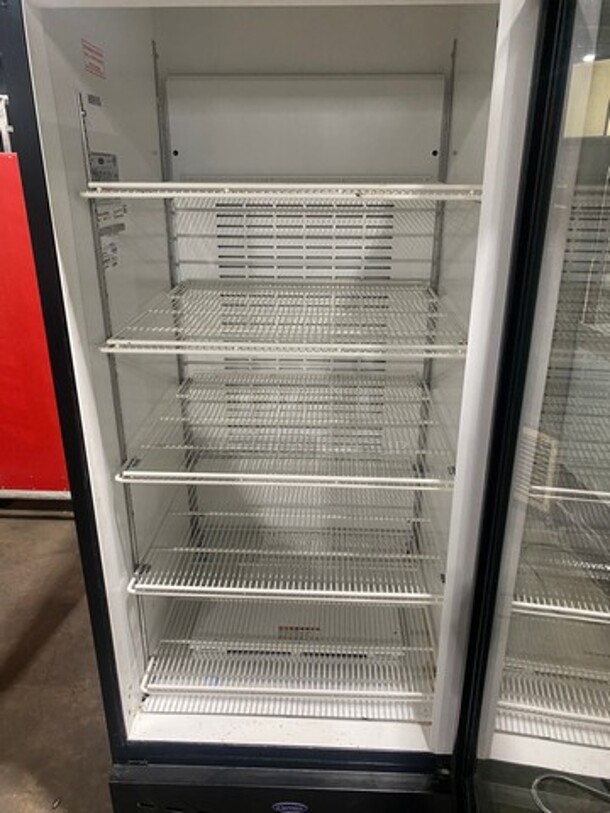 Carrier Commercial Single Door Reach In Refrigerator Merchandiser! With View Through Door! With Poly Coated Racks! Model: MC750 SN: 2607X85460 120V 60HZ 1 Phase - Image 5 of 8