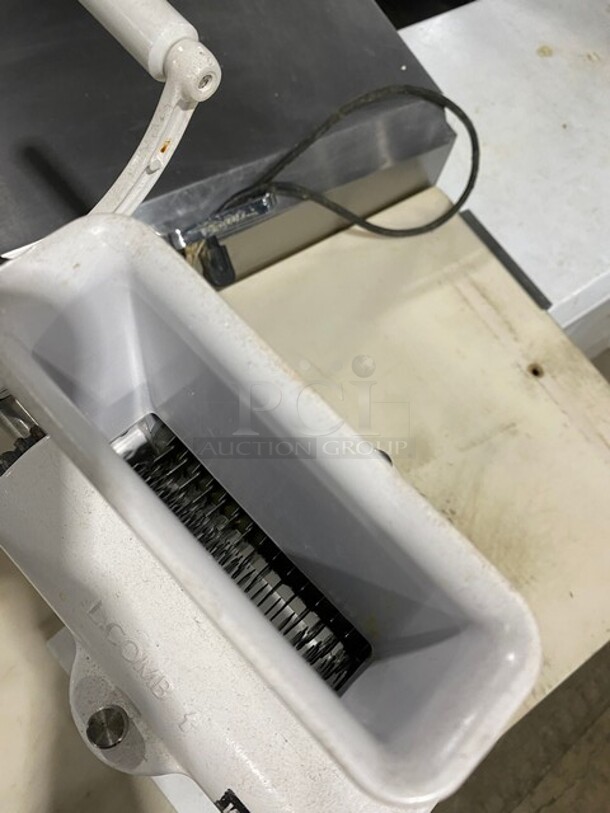 WOW! Weston Commercial Countertop Manual Food/Cheese Grater! - Image 3 of 5