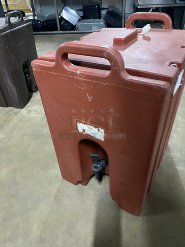 Cambro Insulated Beverage Dispenser/ Holder! With Side Handles! With Lid! - Image 2 of 6