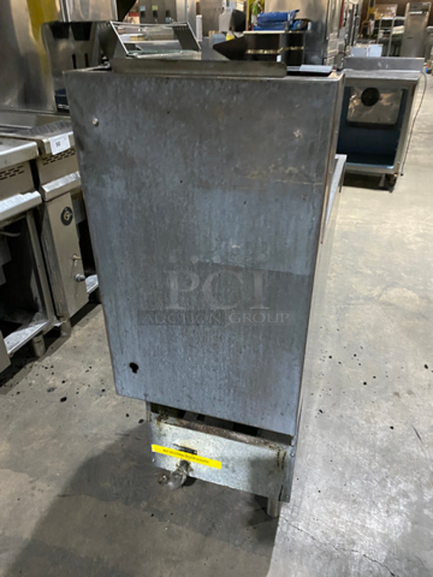 Adcraft Commercial Natural Gas Powered Deep Fat Fryer! With Backsplash! All Stainless Steel! On Legs! - Image 4 of 9