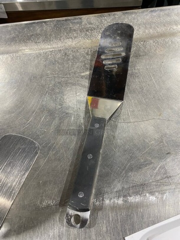 ALL ONE MONEY! MISCELLANEOUS! Includes Griddle Spatula, Serving Spoon, And More! - Image 3 of 5