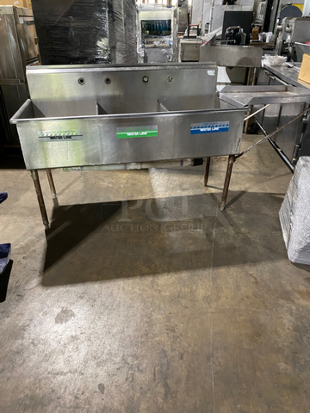 Commercial 3 Compartment Dish Washing Sink! With Single Side Drain Board! With Back Splash! On Legs!