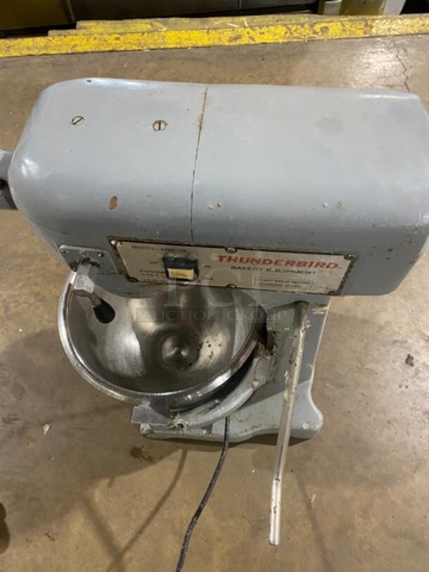 Thunderbird Commercial 20 Quart Planetary Mixer! With Bowl! With Whip Attachment! Model ARM02! 115V 1Phase! - Image 10 of 10