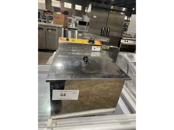 Commercial Corn Dog Frying Machine! All Stainless Steel! Model NP-393 Serial 935015! 220V! - Image 1 of 8