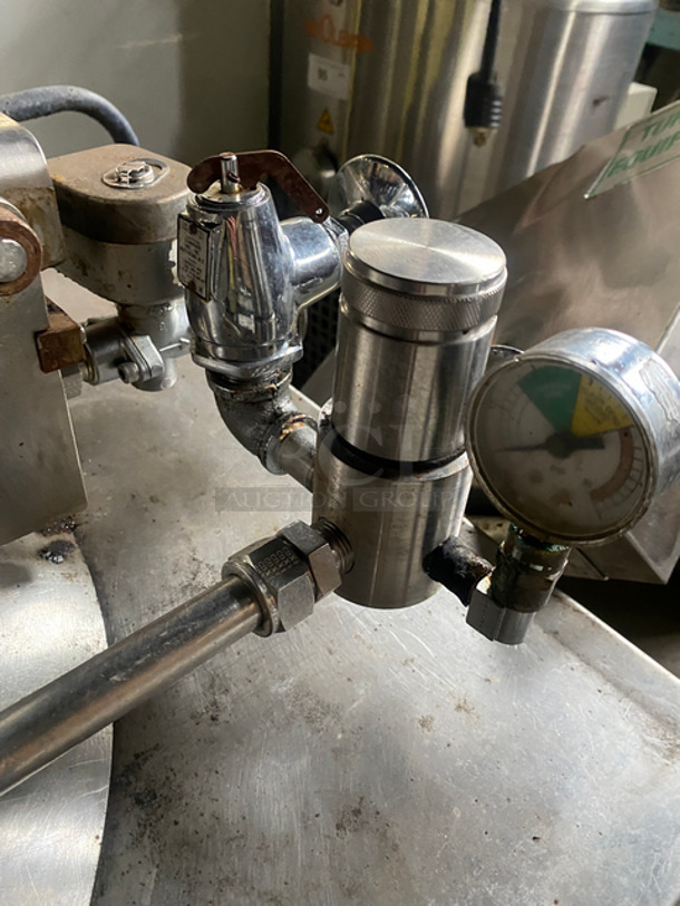 BKI Commercial Electric Powered Pressure Fryer! With Frying Basket! All Stainless Steel! On Casters! Model: FKMFC 208V 60HZ 3 Phase - Image 6 of 10