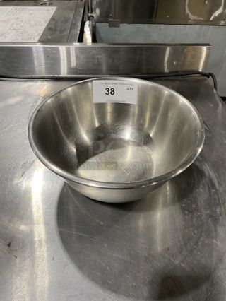 Winco Salad Mixing Bowl