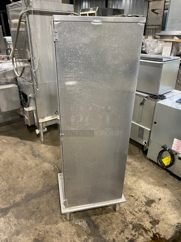 Lockwood Commercial Single Door Enclosed Pan Rack! Solid Stainless Steel! On Legs! Model: CA60RR25 - Image 2 of 6