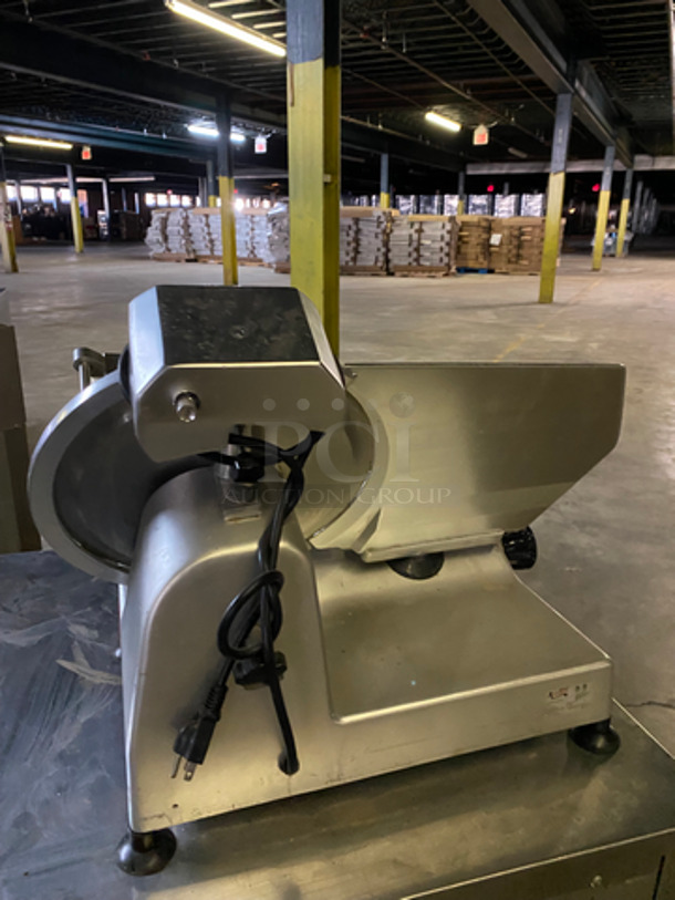 Avantco Commercial Countertop 12 Inch Blade Deli Meat Slicer! 115V 1 Phase! - Image 2 of 8