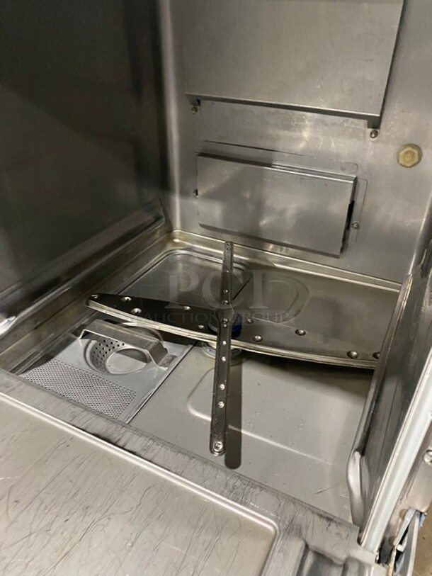 Hobart Under The Counter Commercial Dishwasher! Advansys Series! Model LXER SN: 231234682 120/208/240V  - Image 5 of 8
