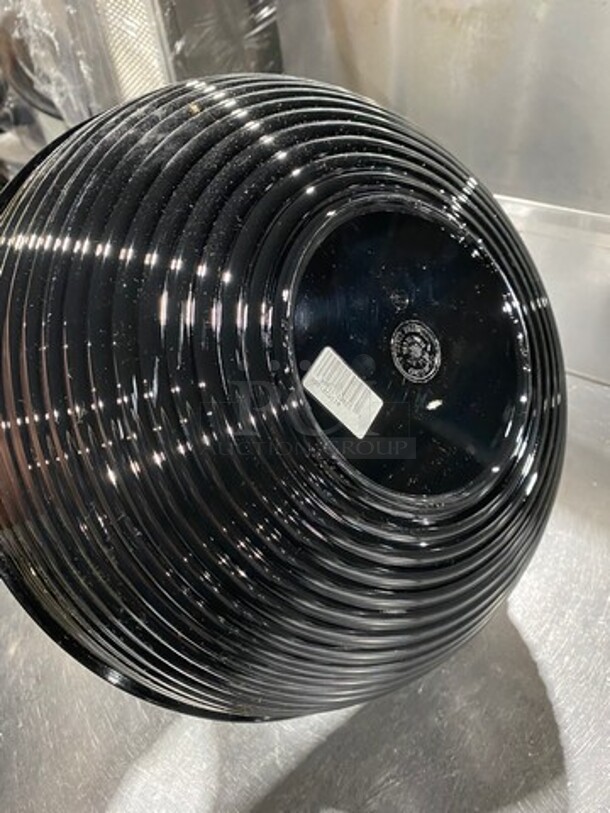 NEW! Cambro Black Poly Ribbed Salad Bowl! 5x Your Bid! - Image 4 of 5