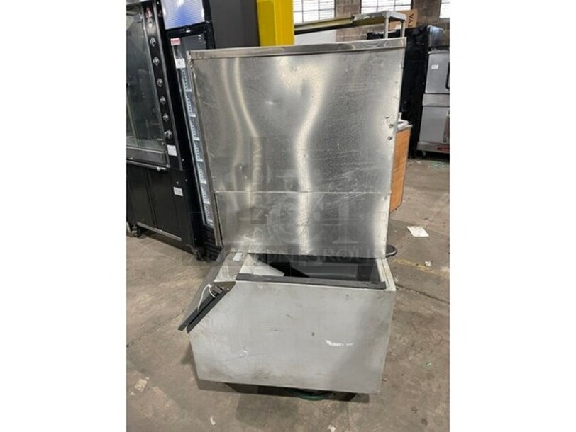 Hoshizaki Commercial AIR COOLED 500LBS Ice Making Machine! On Ice Bin! All Stainless Steel! Model KM500MAH Serial M13122C! 115/120V 1Phase! On Legs! - Image 2 of 8