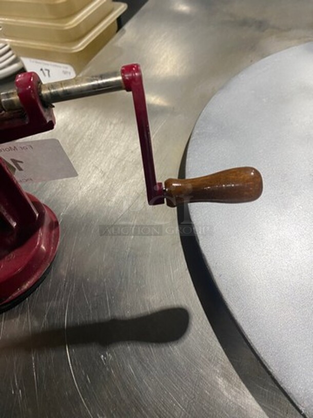 Victorio Countertop Apple Peeler! - Image 3 of 3