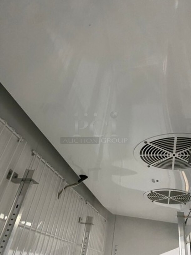 True Commercial 3 Door Reach In Freezer Merchandiser! With View Through Doors! With Poly Coated Racks! Model: GDM72F SN:7405399 115/208/230V 60HZ 1 Phase - Image 7 of 9
