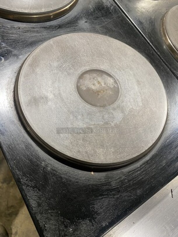 Hobart Electric Powered 6 Burner Stove! With Full Size Oven Underneath! Model HCR43 Serial 481277840! 480V 3 Phase! On Commercial Casters! - Image 6 of 10