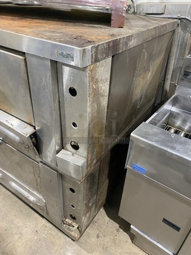 Garland Commercial Natural Gas Powered Double Deck Pizza Oven! With Stones! All Stainless Steel! 2x Your Bid Makes One Unit! - Image 4 of 11