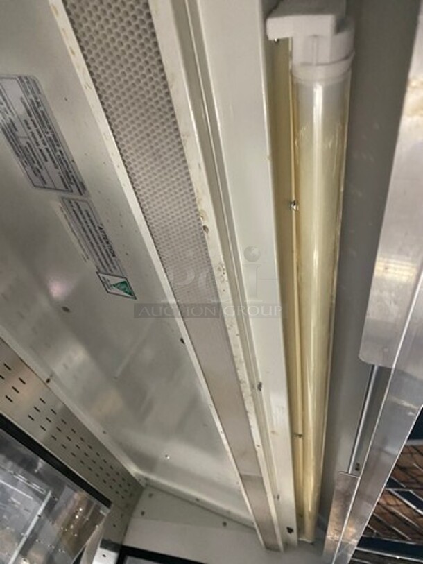 Federal Industries Commercial Refrigerated Grab-N-Go Open Case Merchandiser! With Rear Access Doors! Model: RSSM560SC5 SN: 130611769602 120/208/240V 60HZ 1 Phase - Image 6 of 8