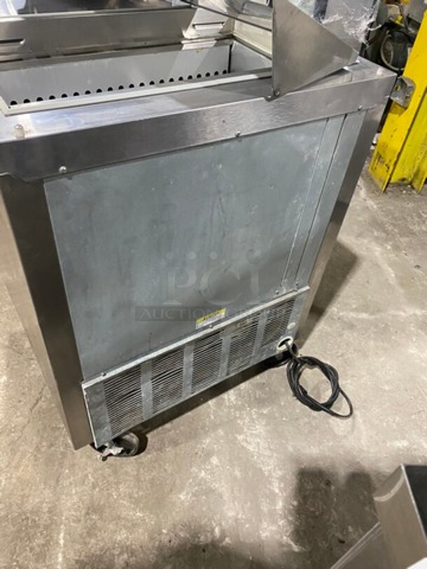 Beverage Air Commercial Refrigerated Sandwich Prep Table! With Single Door Storage Space Underneath! All Stainless Steel! On Casters! Model: SP27 115V 60HZ 1 Phase - Image 8 of 9