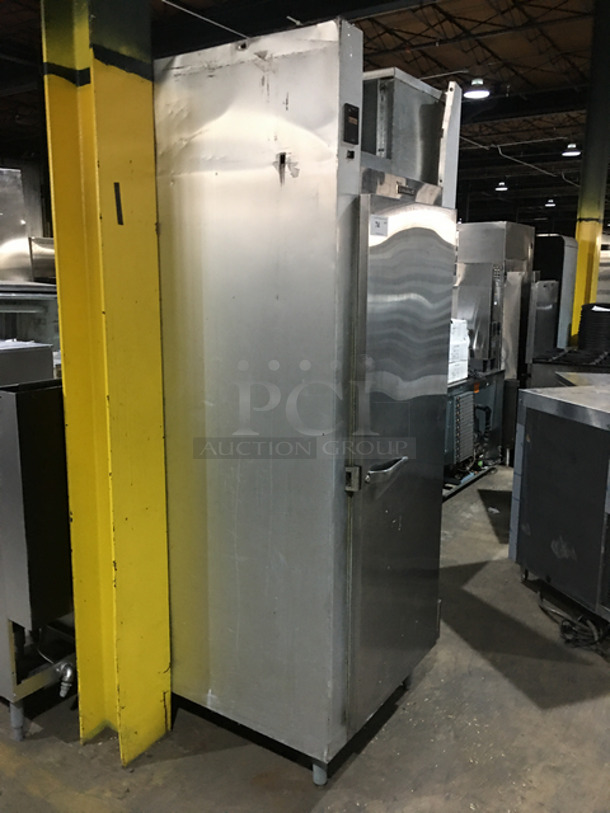 WOW! Traulsen Single Door Reach In Freezer! All Stainless Steel! On Legs! Model: G12010 SN: T67103C04 115V 60Hz 1 Phase - Image 2 of 8