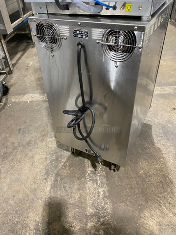 Alto Shaam Commercial Electric Powered Undercounter COOK-N-HOLD Oven! All Stainless Steel! On Casters! Model: 500THII SN: 5036351289 125V 60HZ 1 Phase - Image 4 of 8