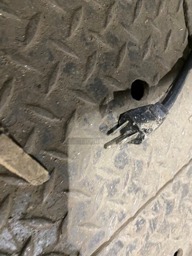 Commercial Refrigerated Sandwich Prep Table! With Chop Block Cutting Board! With 2 Door Storage Space! All Stainless Steel! On Legs! - Image 8 of 8