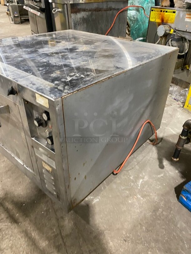 Toastmaster Stainless Steel Electric Pizza Oven! - Image 4 of 7