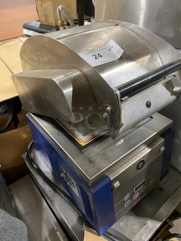 2014 Electrolux Commercial Countertop Electric Powered Panini Flat Press! With Digital Controls! Stainless Steel Body! On Small Legs! Model: HSPPUSAT SN: 44210002 208V 60HZ 1 Phase - Image 3 of 9