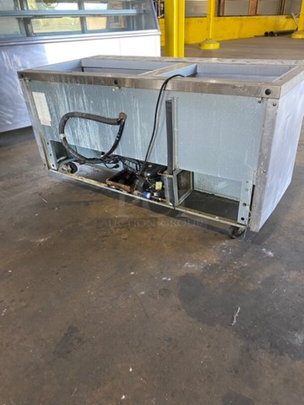 Continental Commercial Refrigerated Sandwich Prep Table! With 2 Door And 2 Drawer Underneath Storage Space! Poly Coated Racks! All Stainless Steel! Model: SW2730M SN: 15276848 115V 60HZ 1 Phase - Image 3 of 9