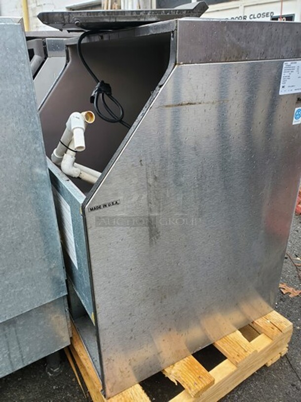 (4) All one money! Monitowoc ice maker|For parts Only (missing parts) - Image 12 of 12