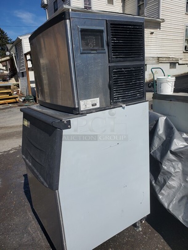 Pantin Commercial Ice Maker W/ Bin 115V  - Image 3 of 11
