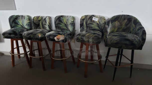 Lot of 5 Chairs

(Location 2) - Image 1 of 1