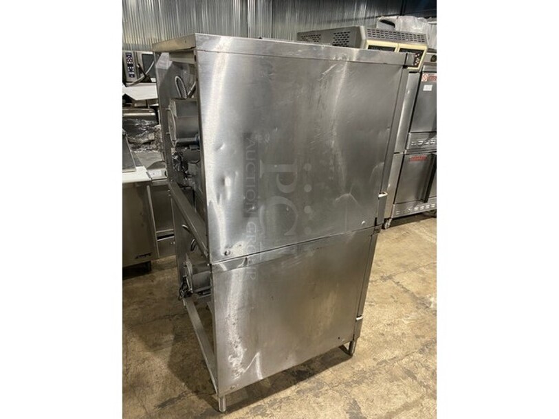 SWEET! Blodgett Natural Gas Powered Double Stacked Bakers Depth Convection Oven! With Metal Racks! With View Through Doors! On Legs! 2 X Your Bid Makes One Unit!
 - Image 3 of 8