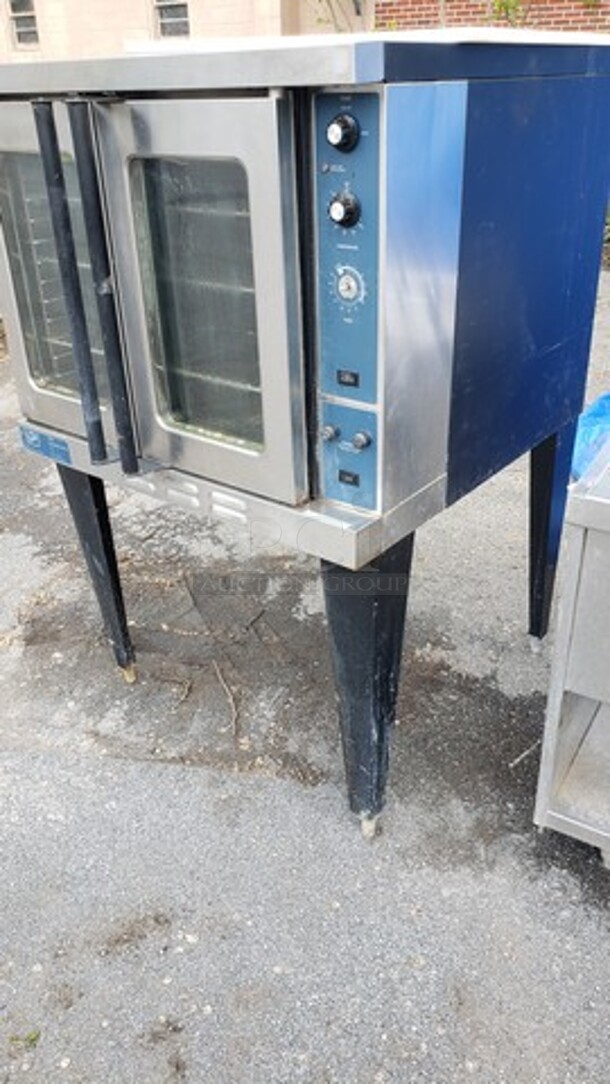 Duke Electric Single Convection Oven! Missing a knob. - Image 2 of 6