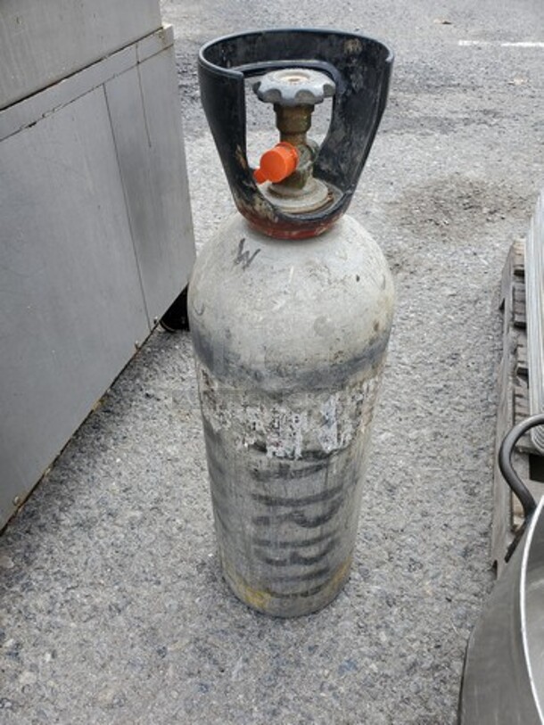 CO2 TANK - Image 2 of 2