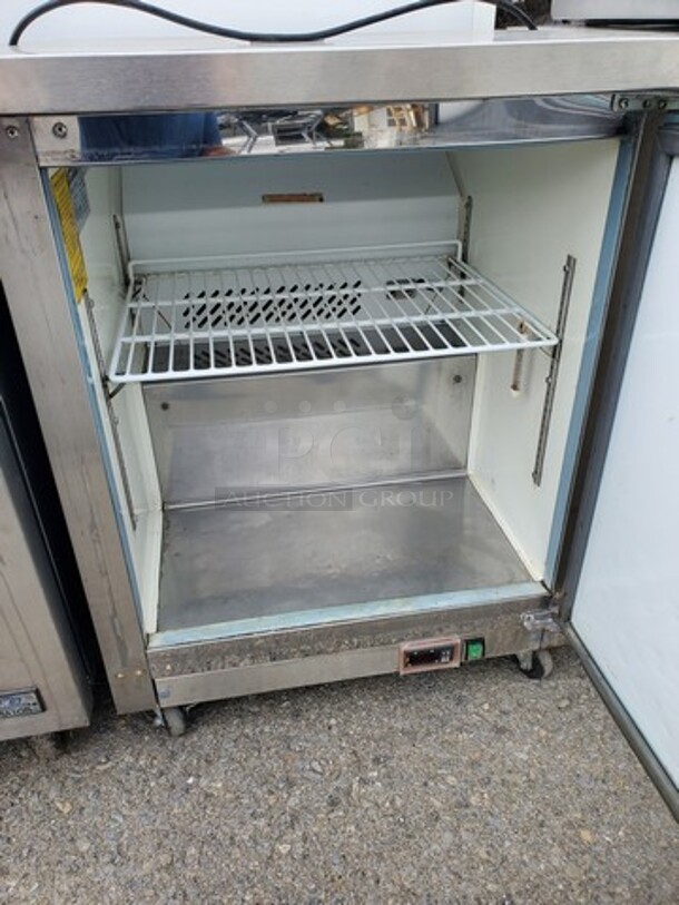 Central 69K-050 Undercounter| Single Door Cooler| Tested & Working 27"W X 30"D X 36"H - Image 3 of 5