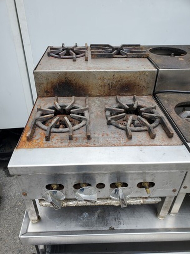 ALL ONE MONEY! Two (4)Burners, Natural Gas, Countertop Stove (Missing Tag, One is missing parts) 18