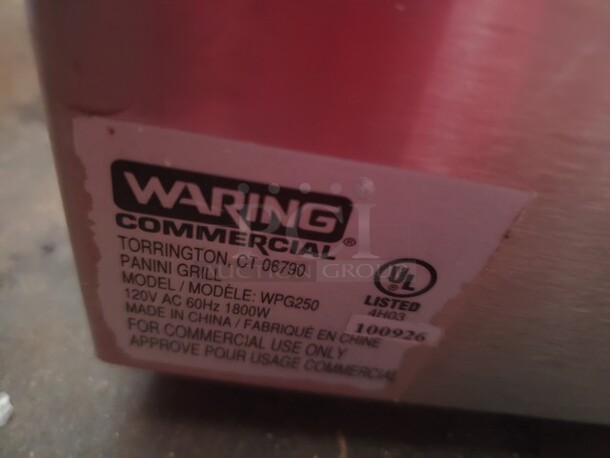 Waring WPG250 Panini Supremo Grooved Top & Bottom Panini Sandwich Grill with Timer - 14 1/2" x 11" Cooking Surface - 120V, 1800W - Image 5 of 5