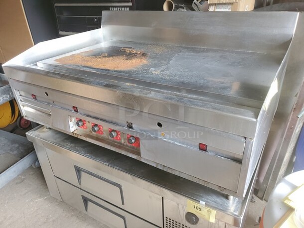 Magikitch’n Natural Gas 48" Countertop Chrome Flat Griddle 48X31X17 - Image 2 of 5