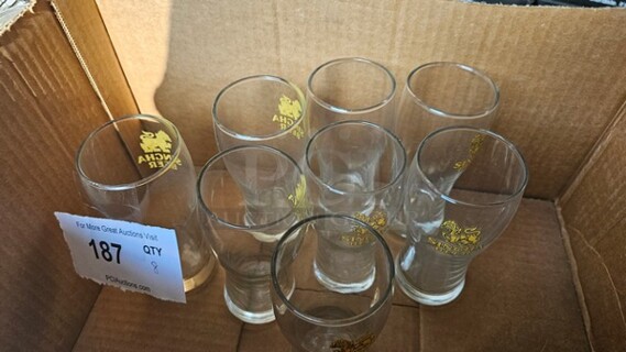 Lot of 8 Glasses