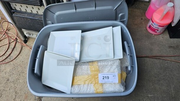 Lot of 30 Miscellaneous White Square Plates - Image 6 of 6