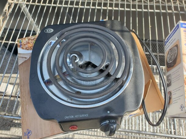Lot of 2 Durabrand Electric Burners
1100 Watts
(2xBid) - Image 2 of 2