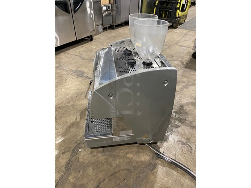 Nice! Astoria Espressso Machine All Stainless Steel!  220V 60HZ  Model Ak2AA - Image 2 of 9