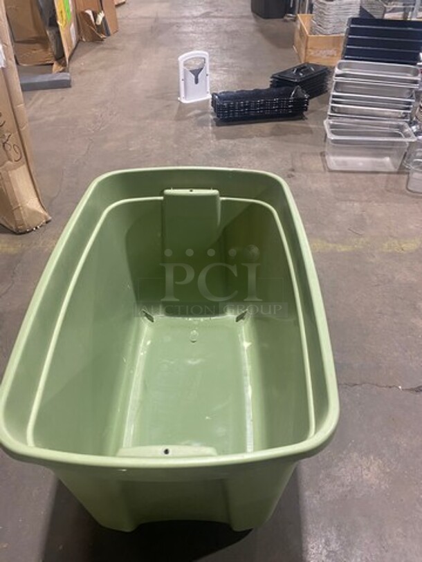 Green Poly Storage Bin! - Image 5 of 6