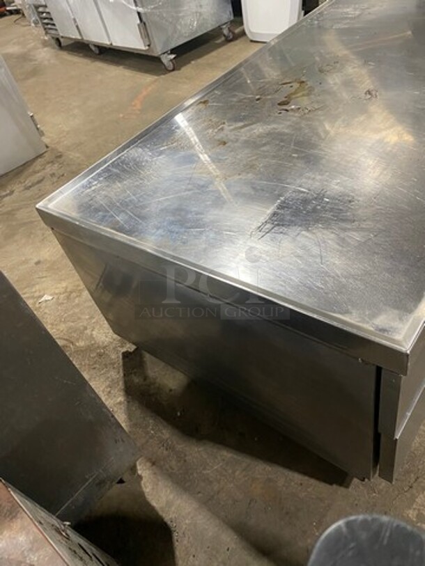 Delfield Commercial Refrigerated 2 Drawer Chef Base! All Stainless Steel! On Casters! SN: 1509150000570 115V 60HZ 1 Phase - Image 4 of 9