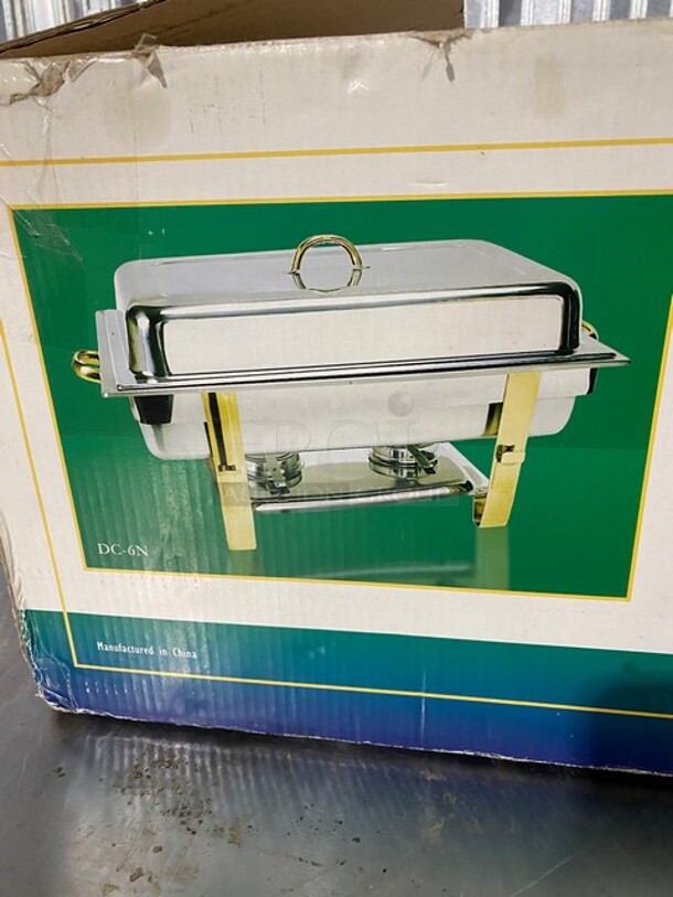 Gold Accented Full Size Chafer! - Image 2 of 9