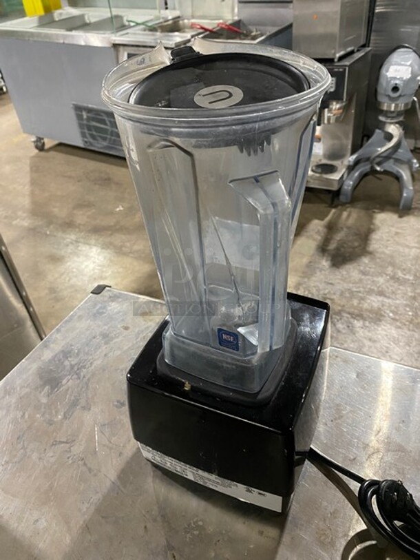 Vitamix Countertop Commercial Blender! Two Speed Machine! Model VMO100 Serial 062828220406382385! 120V! - Image 4 of 8