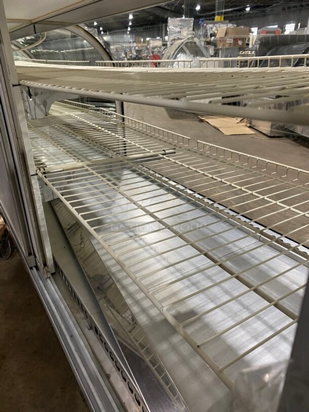 Marc Dry Bakery Display Merchandiser! MODEL BCO77 SN:001377 120V 1PH - Image 3 of 7