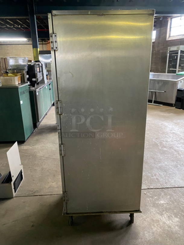 Lockwood Commercial Enclosed Pan Transport Rack! With 2 Half View Through Doors! All Stainless Steel! On Casters! Model: CA72RR18R - Image 4 of 7